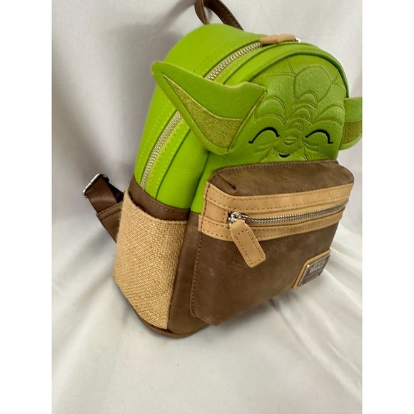 Yoda Star Wars Loungefly Disney Parks MINI BACKPACK Bag Purse Holder BATUU GUC - Picture 6 of 7